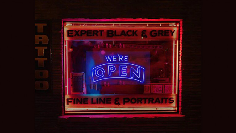 Custom LED Signs: Promote your brand and business