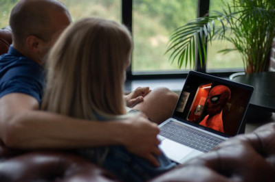 Top Ways to Watch Movies Together Online