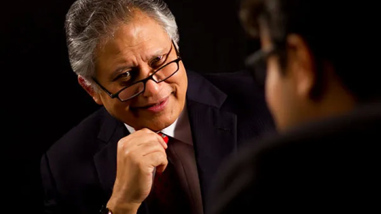 Guide To The Best Leadership Programs in College- Shiv Khera
