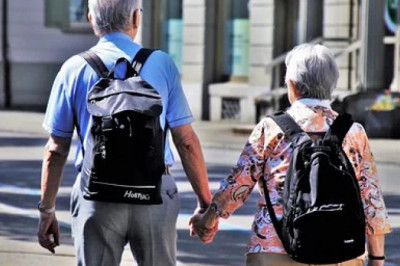 Five Ideas to Help Elders Maintain an Active Lifestyle