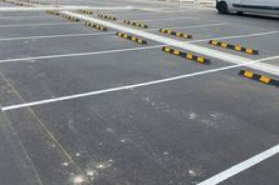 Flooring Marking Tape Aids Develop Aisles for Storage Facilities as well as Far more