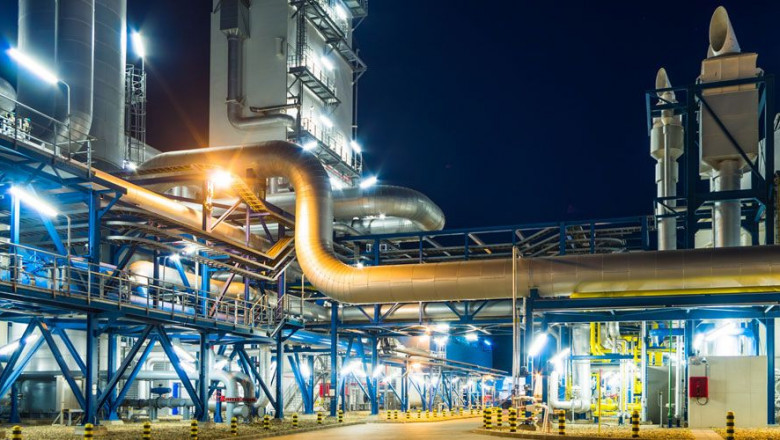 Gas Liquefied And Oil Are Used To Produce Petrochemicals