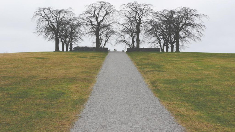 9 signs you sell wedding venue union trust for a living