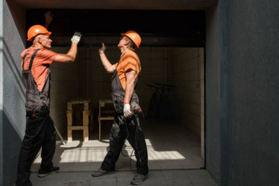 Emergency Garage Door Services Toronto
