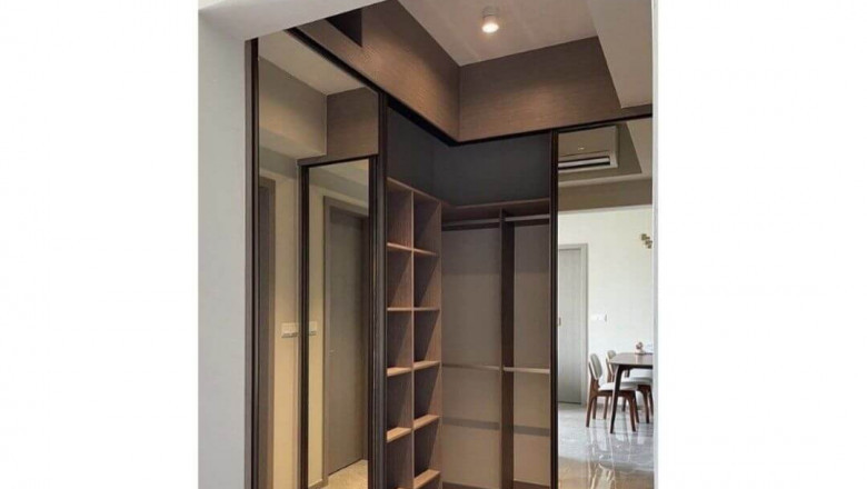 Our online store offers fashionable furniture for your home in Singapore.