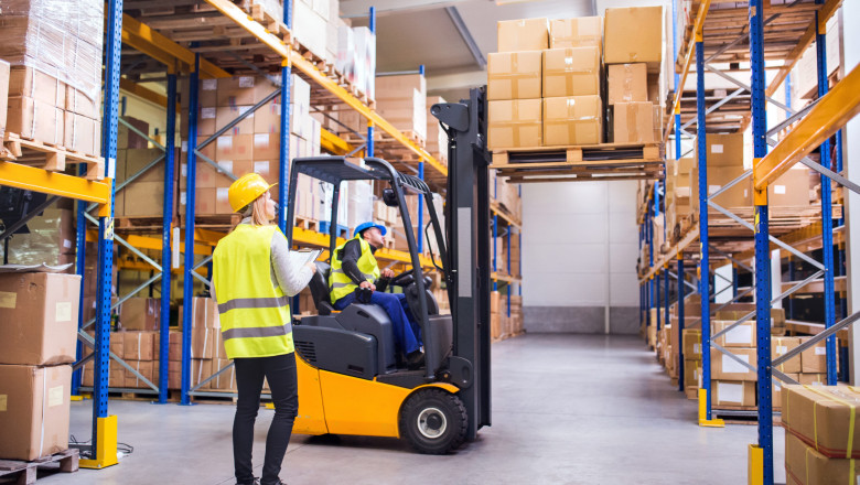 Why Hiring a Forklift Is Better Than Buying One?