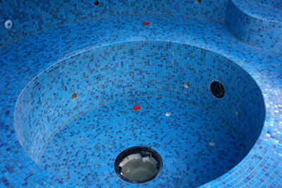 Elementary Ideas to Enhance the Curb Appeal of Your Pool