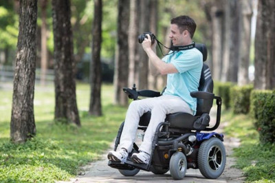 In the event of injury or illness, a person who cannot walk may use an electric wheelchair for mobility purposes.