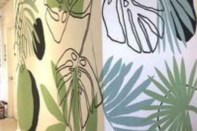 The Best Method for Hanging Unpasted Wallpaper