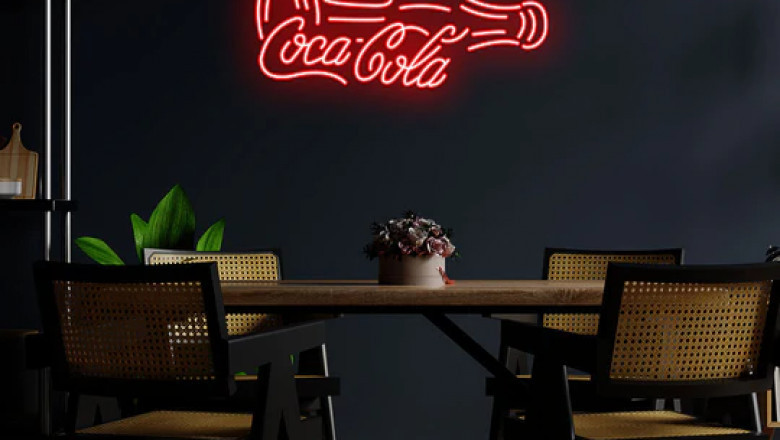 Unique custom LED signs with mind-blowing effects