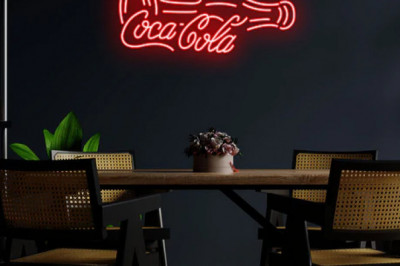 Unique custom LED signs with mind-blowing effects