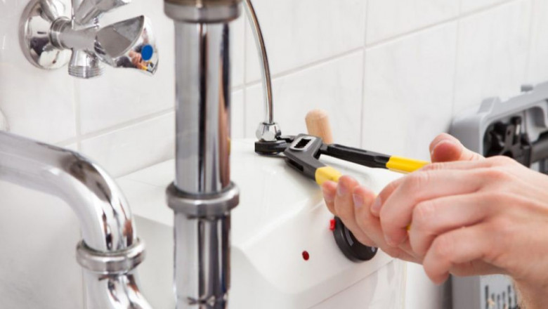 Hot Water Repairs Northern Beaches - Pearla Plumbing