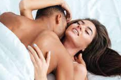 How to conduct yourself professionally when working as a call boy in Delhi
