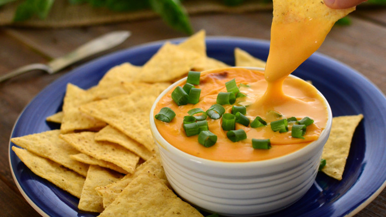 The Key Ingredient In Cheese Sauce Is Cheese Or Processed Cheese