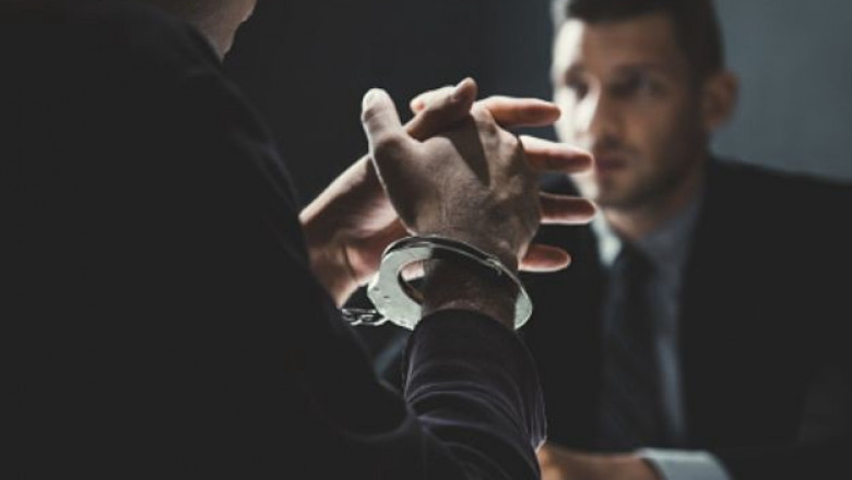 Knowing the Right Time to Hire Criminal Lawyers Mumbai