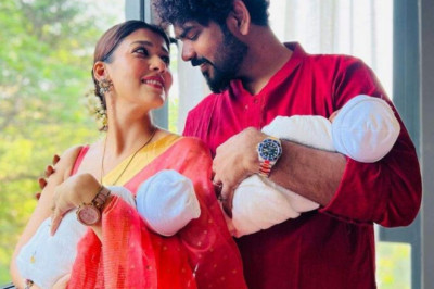 Nayanatara and Vignesh Shivan in coordinated outfits for Diwali!