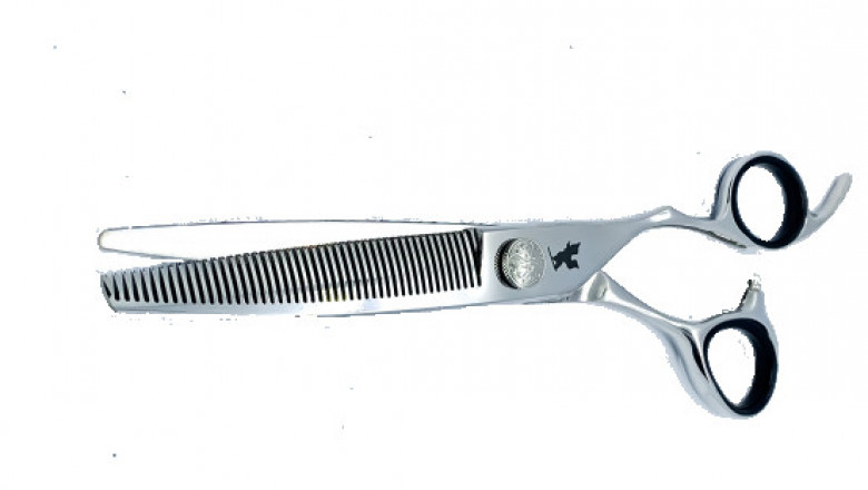 3 Reasons Why Japanese Scissors Are Best For Barbers