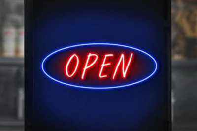 Decorate your workspace with the best neon name lights: Options available