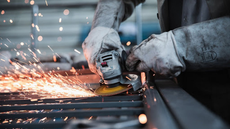 How to Choose the Right Metal Fabrication Company for Your Project