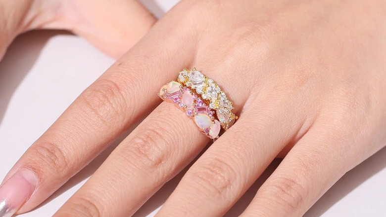 Gemstone and also Diamond Rings - Acquiring a Sapphire and also Ruby Ring