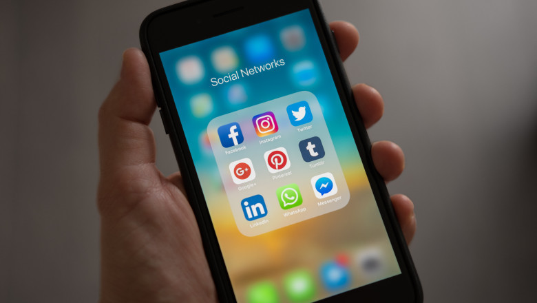 How To Begin With Your Own Social Media Agency?
