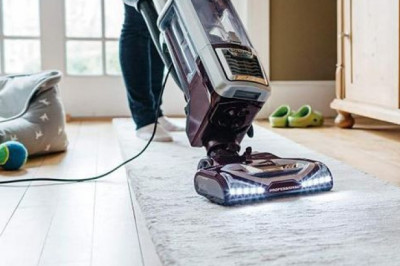 How to change the belt on an electrolux vacuum cleaner?
