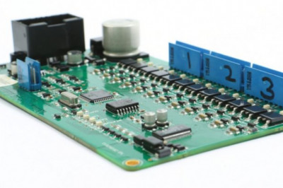 Battery Management System (BMS) Keeps Track Of The Battery's Performance And Consumption