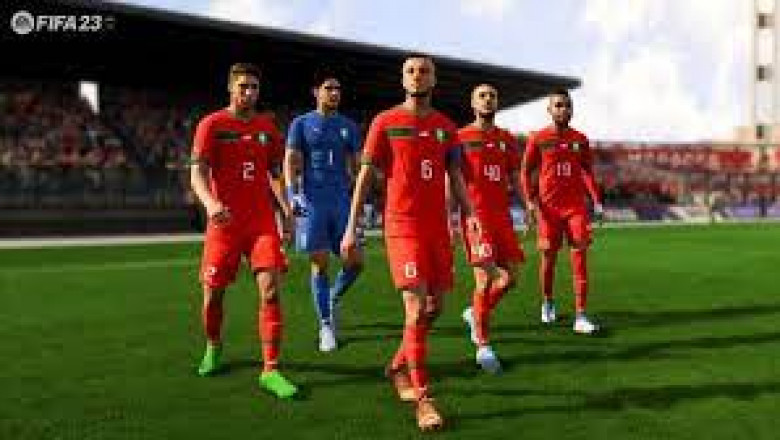 FIFA 23 and playing a 10-versus-10 online match