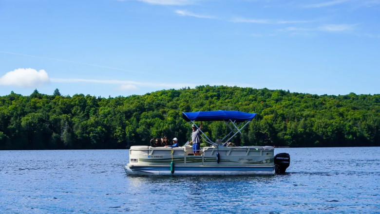 Main Reasons to Rent Boats from Summer Breeze Boat Rental LLC