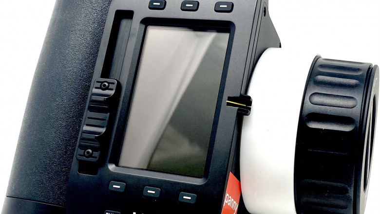 Benefits of Considering Rental Options for Camera Gear