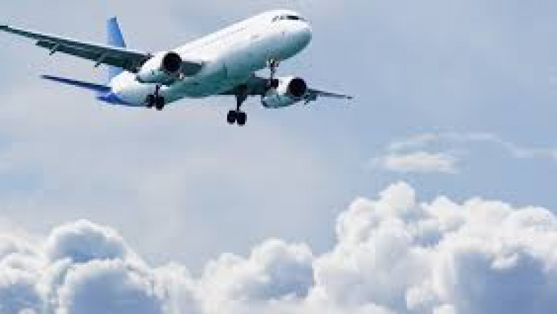 Does Etihad allow free seat selection?