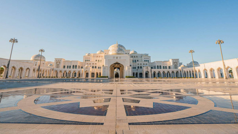 Experiencing Abu Dhabi: 10 Things You Should Do