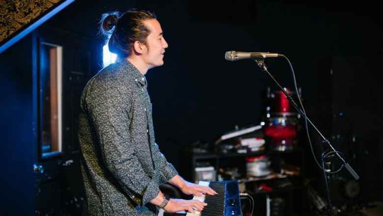 How to Create Professional Music in an Amateur Studio