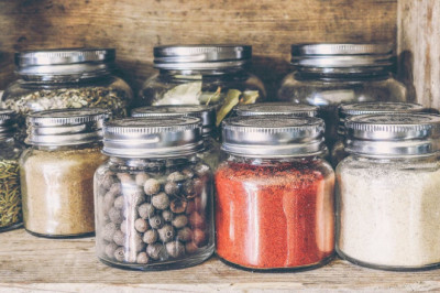 The Complete Guide to Selling Spices in Canada