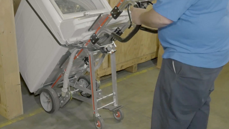 The Material Handling Solutions Your Business Needs for Mixed Deliveries