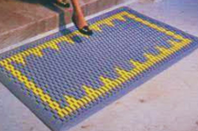 PROMOTE YOUR BRAND WITH CUSTOM LOGO MATS