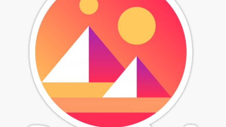 Decentraland Clone - Develop an enticing VR-based platform like Decenytaland to improve your business